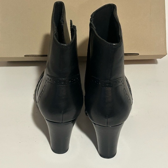 ARRAY Black Boots - Picture 4 of 5